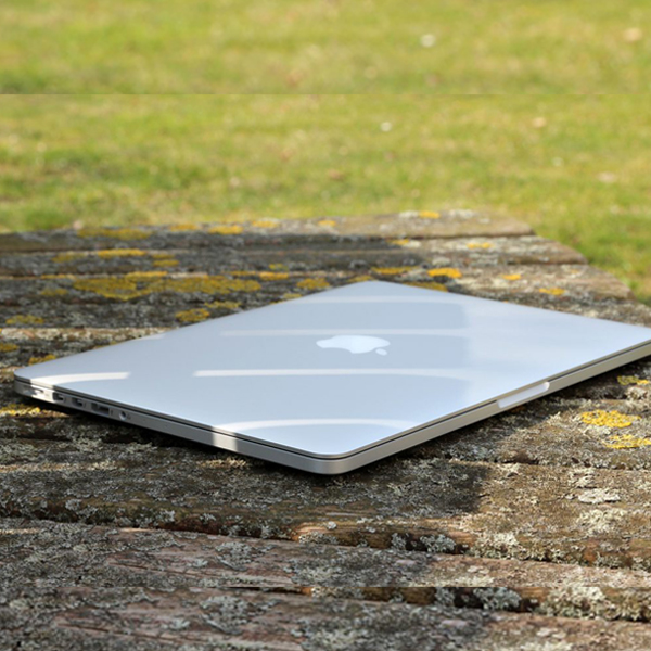 Apple MacBook Pro 13-Inch Core i7 2015_1
